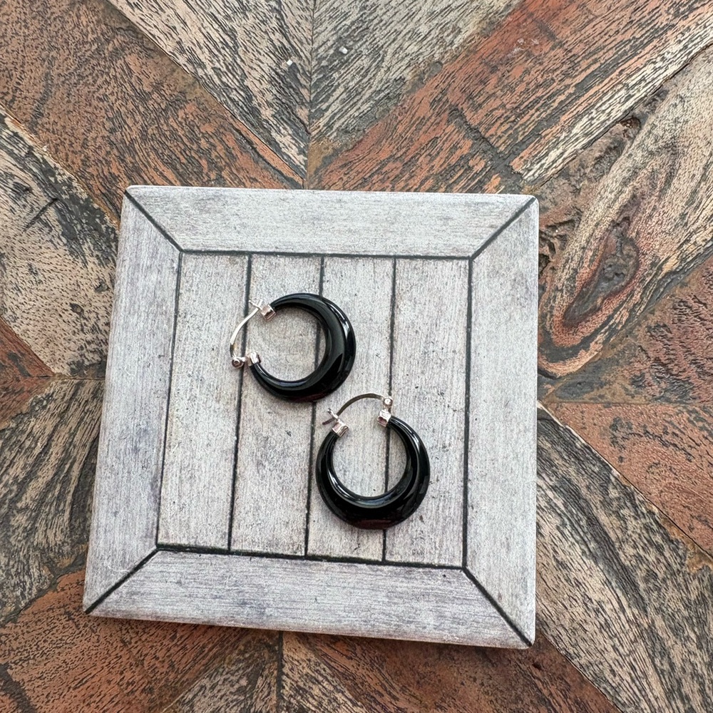 Black Onyx Hoop Earrings .925 Sterling Silver Hoops (1 Inch)